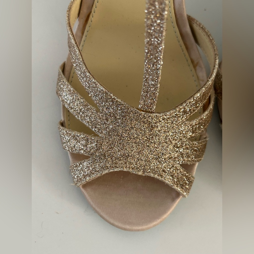 Blue by Betsey Johnson T-Strap glitter heels. SB-8. Size 8. Champagne Rose Great - Picture 6 of 16